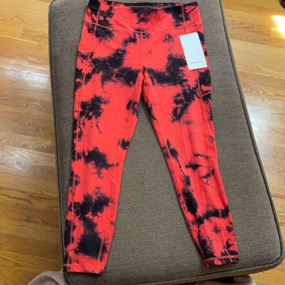 Lululemon Invigorate HR Tight 25” Leggings